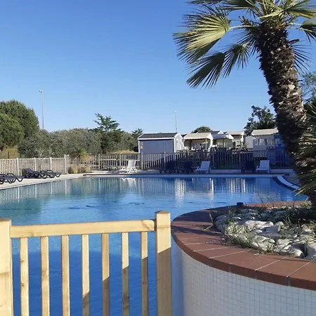 Camping Le Platin - La Redoute Rivedoux-Plage