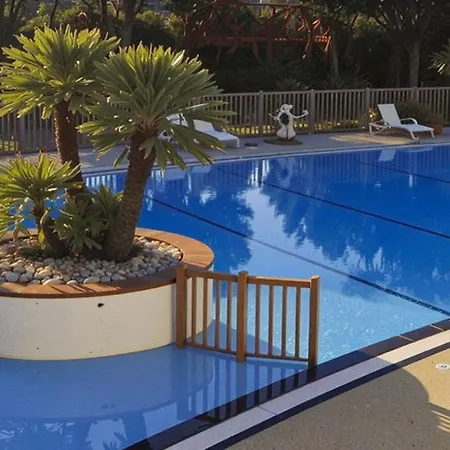 Le Platin - La Redoute Camping