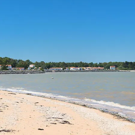 Le Platin - La Redoute Camping