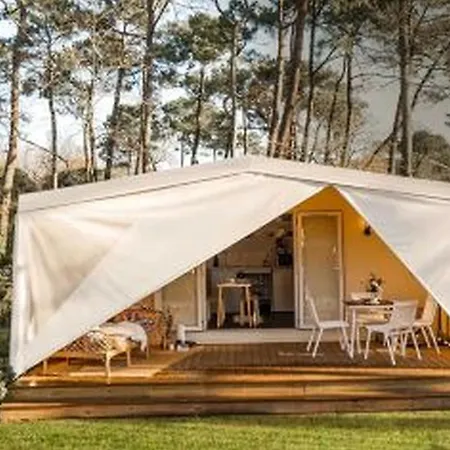 Camping Le Platin - La Redoute *